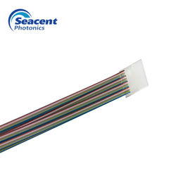 Düşük Ekleme Kaybı Optik Fiber Dizi 64 CH 3 Tip Malzeme UPC / APC Parlatma Açısı